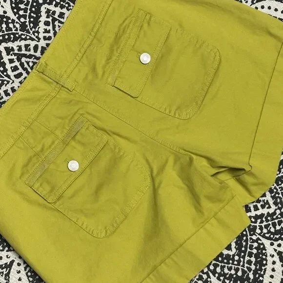 White House Black Market Shorts Womens Size 4 Ribbon Trim Cuff Tab Green Preppy - Picture 6 of 16